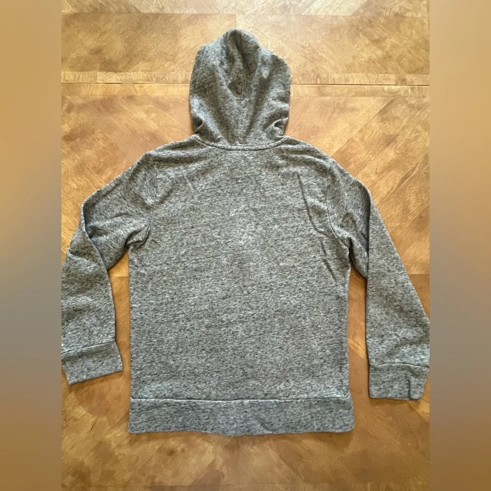 Old Navy Gray Sweatshirt – XL (Kids)